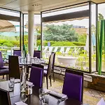 Novotel Paris Le 4*