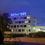 Novotel Paris Le Otel