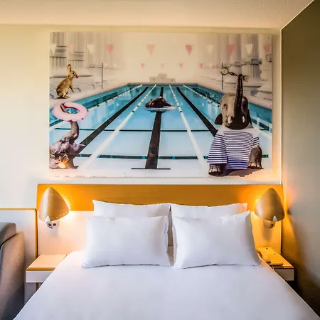 Novotel Paris Le Hotel