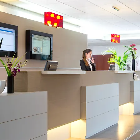 Novotel Paris Le