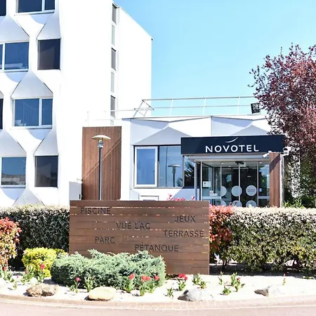 Novotel Paris Le Hotel