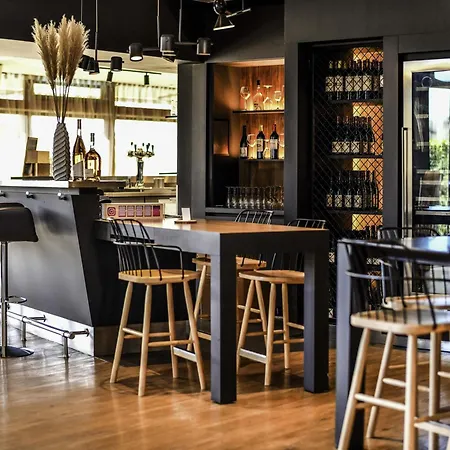 Novotel Paris Le Hotel 4*