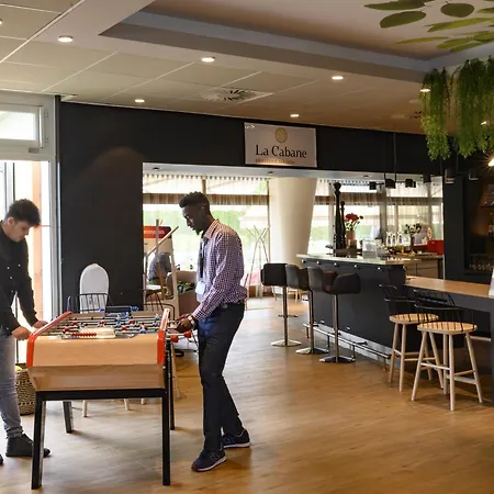 Novotel Paris Le Hotel 4*