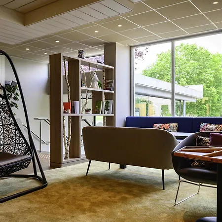 Novotel Paris Le