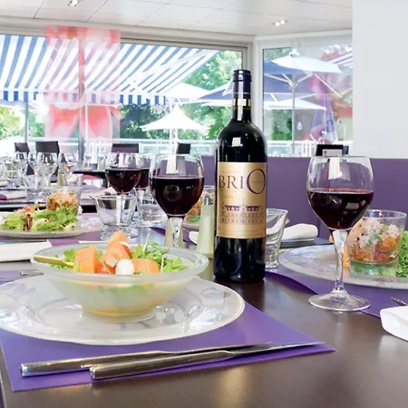 Hotel Novotel Paris Le 4*