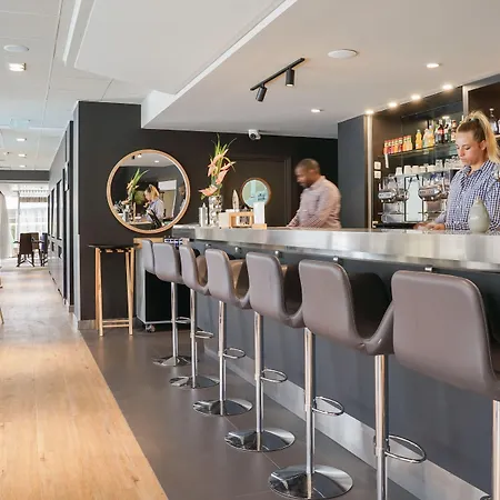 Novotel Paris Le Hotel 4*
