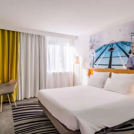 Novotel Paris Le Otel