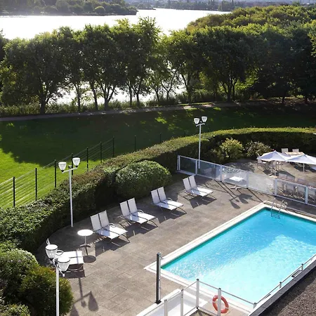 Novotel Paris Le Hotel