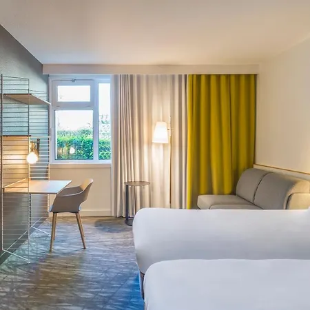 Novotel Paris Le Hotel